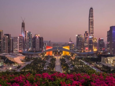 2025深圳免费灯光秀最新消息（附时间表+地点）