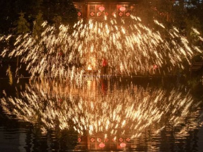 2025南京银杏湖清明节打铁花表演时间+地点