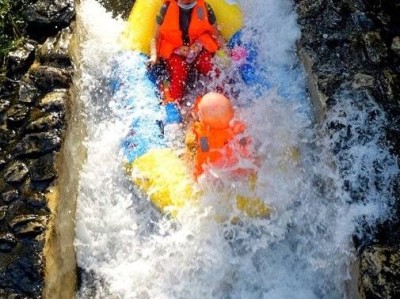 重庆万佛峡漂流攻略（开放时间+门票+路线）