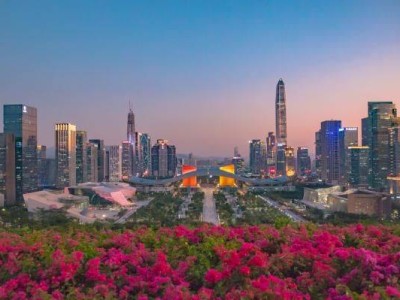 清明节深圳市民中心灯光秀时间